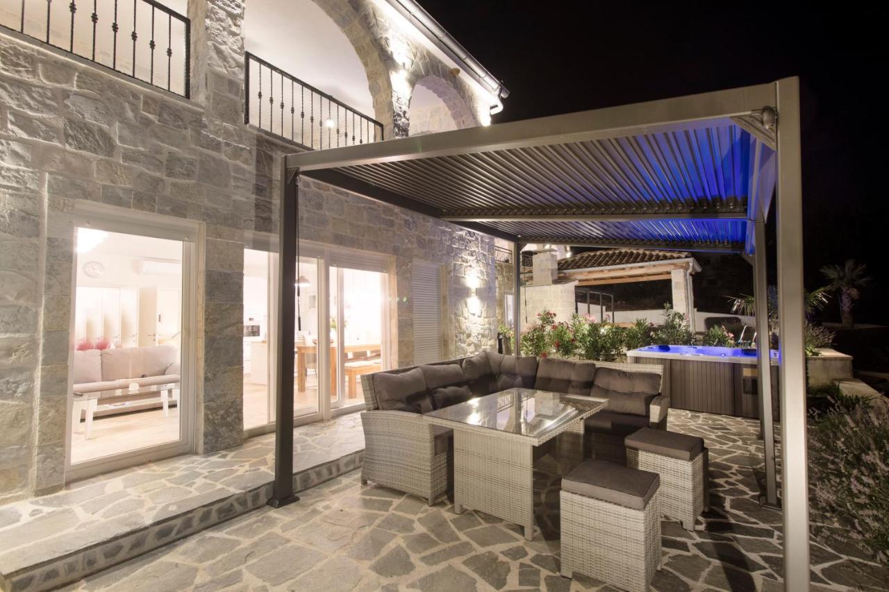 Dalmata Lounge Starigrad Paklenica Exterior foto
