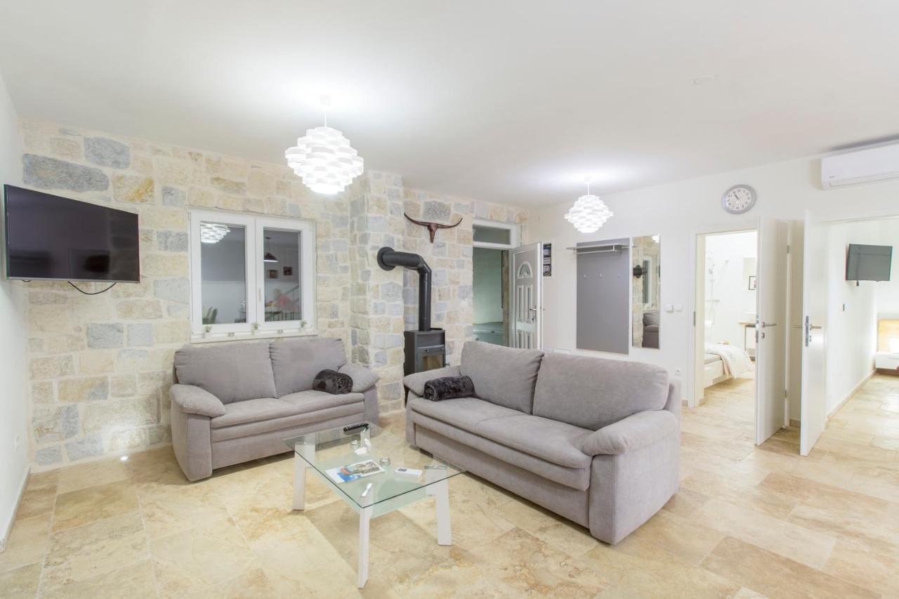 Dalmata Lounge Starigrad Paklenica Exterior foto