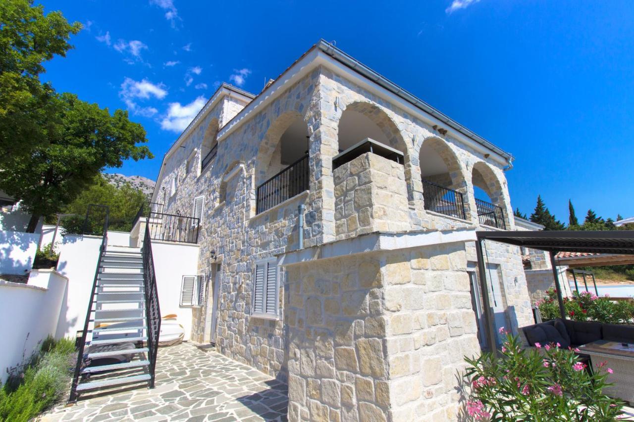 Dalmata Lounge Starigrad Paklenica Exterior foto